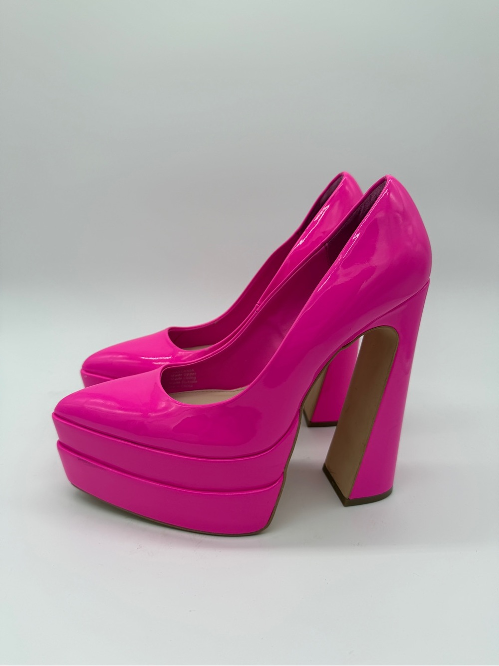 D'Amelio Marlania Platform Pumps Ultra Pink Patent - 7.5M - Picture 3 of 11